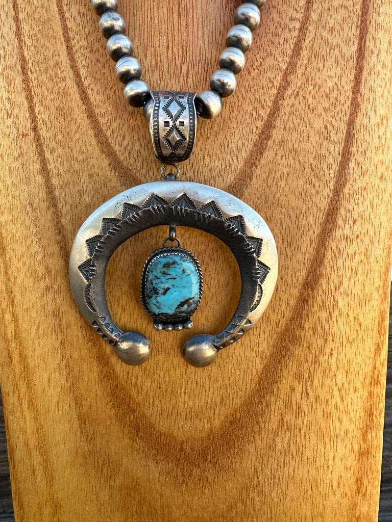 Mart Naja Pendant – Silver Concho
